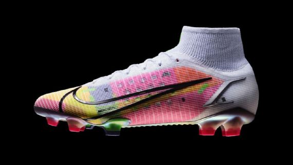Predator, Nike Mercurial boots look to storied histories for new Freak and Dragonfly - ESPN