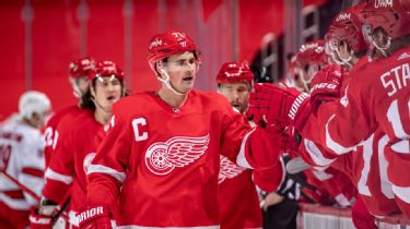 Dylan Larkin's goal in NHL debut for Red Wings is 'moment I'll remember for  the rest of my life' 