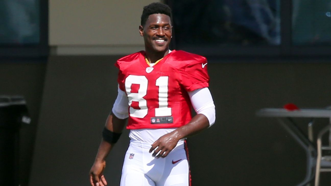 Antonio Brown y Antoine Winfield Jr. aún no están listos para el Super