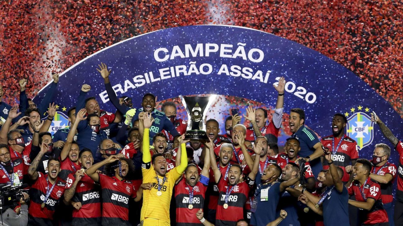 Mesmo derrotado por São Paulo, Flamengo é campeão Brasileiro