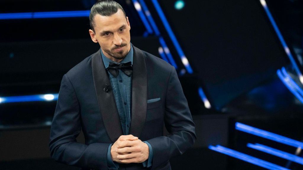 Ibra, the guest of honor, arrived two hours late at the San Remo music festival