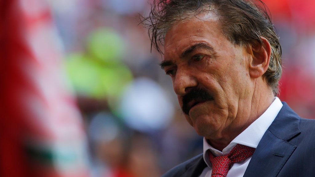 La Volpe se amper ante posible orden de aprehensión