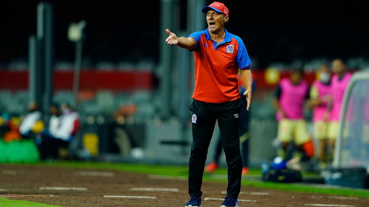 Pedro Troglio, Olimpia’s coach, does not understand America’s complaints;  The CONCACAF champion sees him