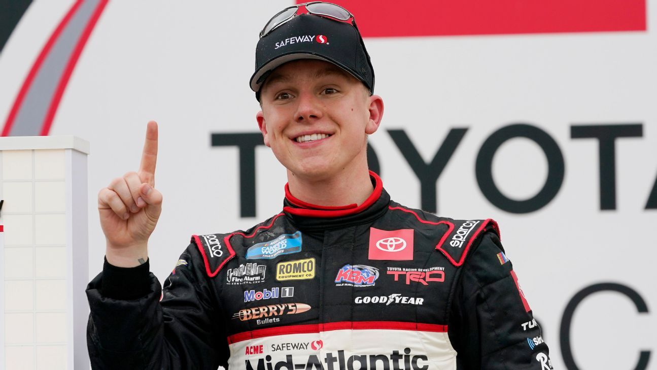 Nemechek passes Hocevar to win Trucks race