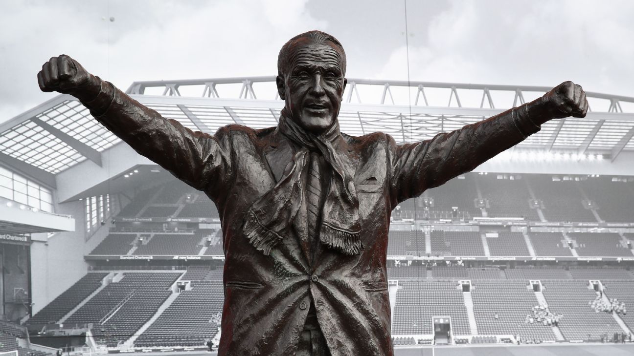 Liverpool legend Shankly's grandson wants Anfield statue removed - Football News