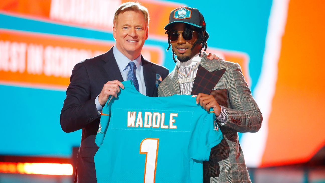 NFL draft Miami Dolphins pick Jaylen Waddle No. 6, reunite WR with