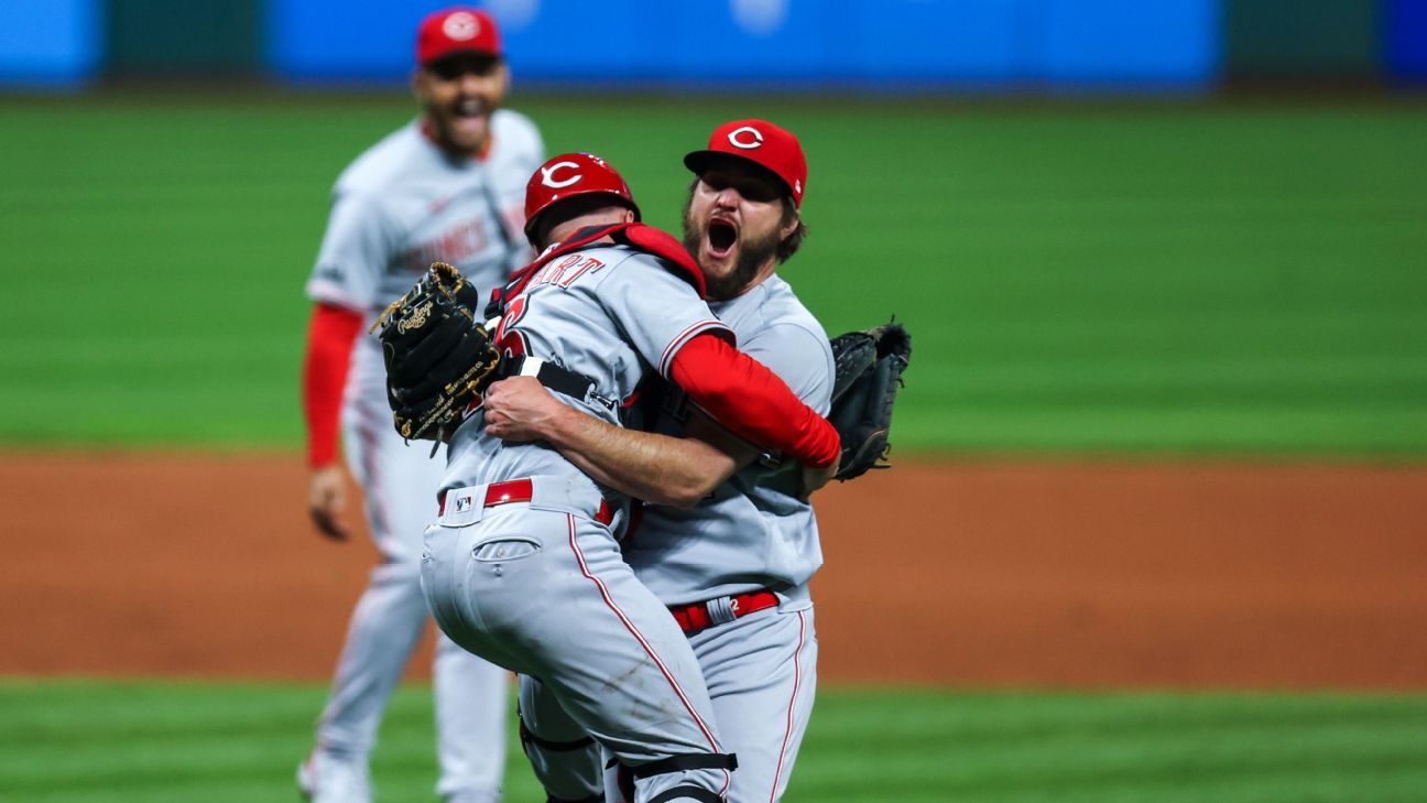 Reds' Wade Miley got Incredible Hulk tattoo from son before no-hitter