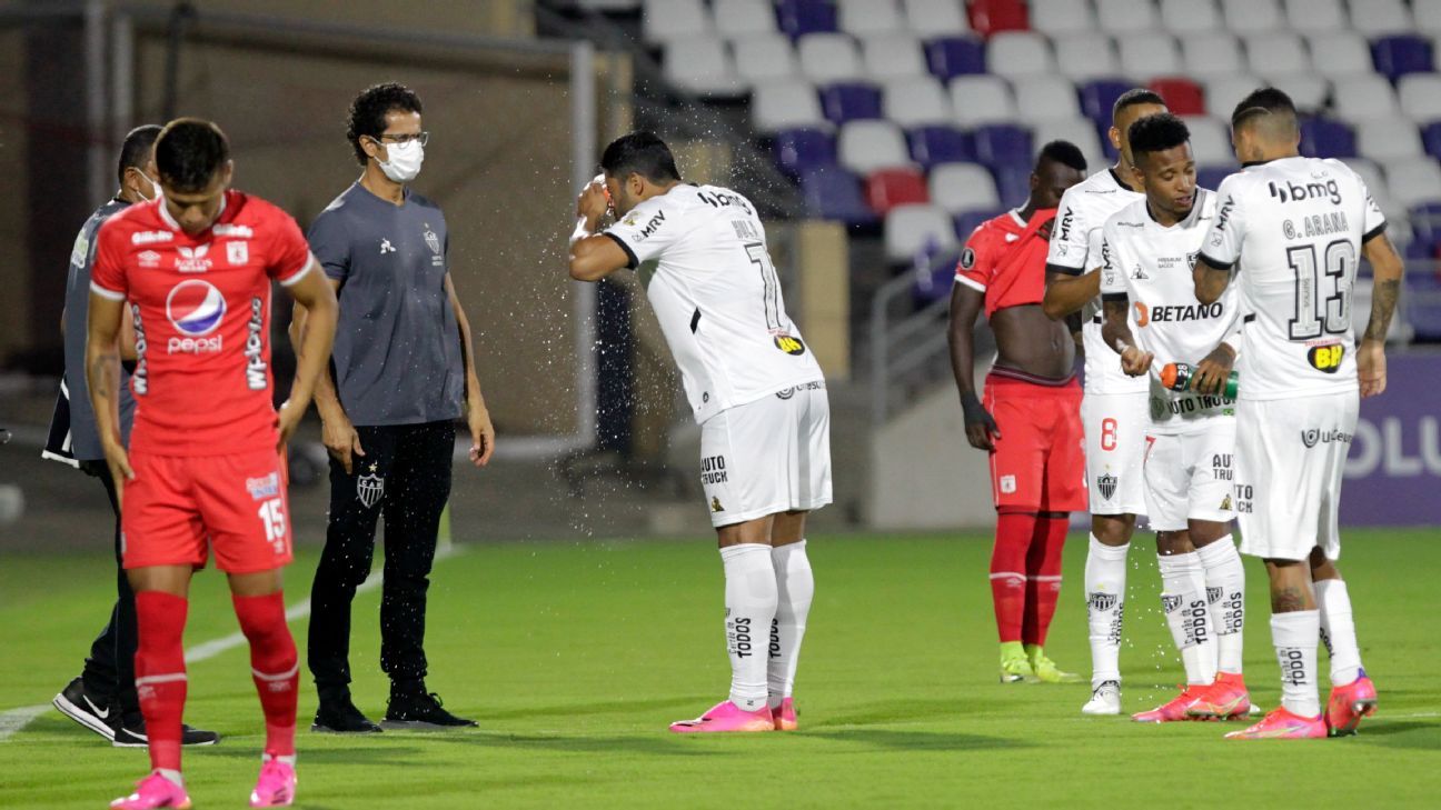 Placar Do Jogo Do Atlético Mineiro : Atletico Leva Virada Do Fortaleza No Fim E Perde Na Estreia No Brasileiro Superesportes : O atlético fez dois jogos contra cada time e um com um combinado dos dois, ganhou 4, empatou uma partida, fez 8 gols e sofreu 1.