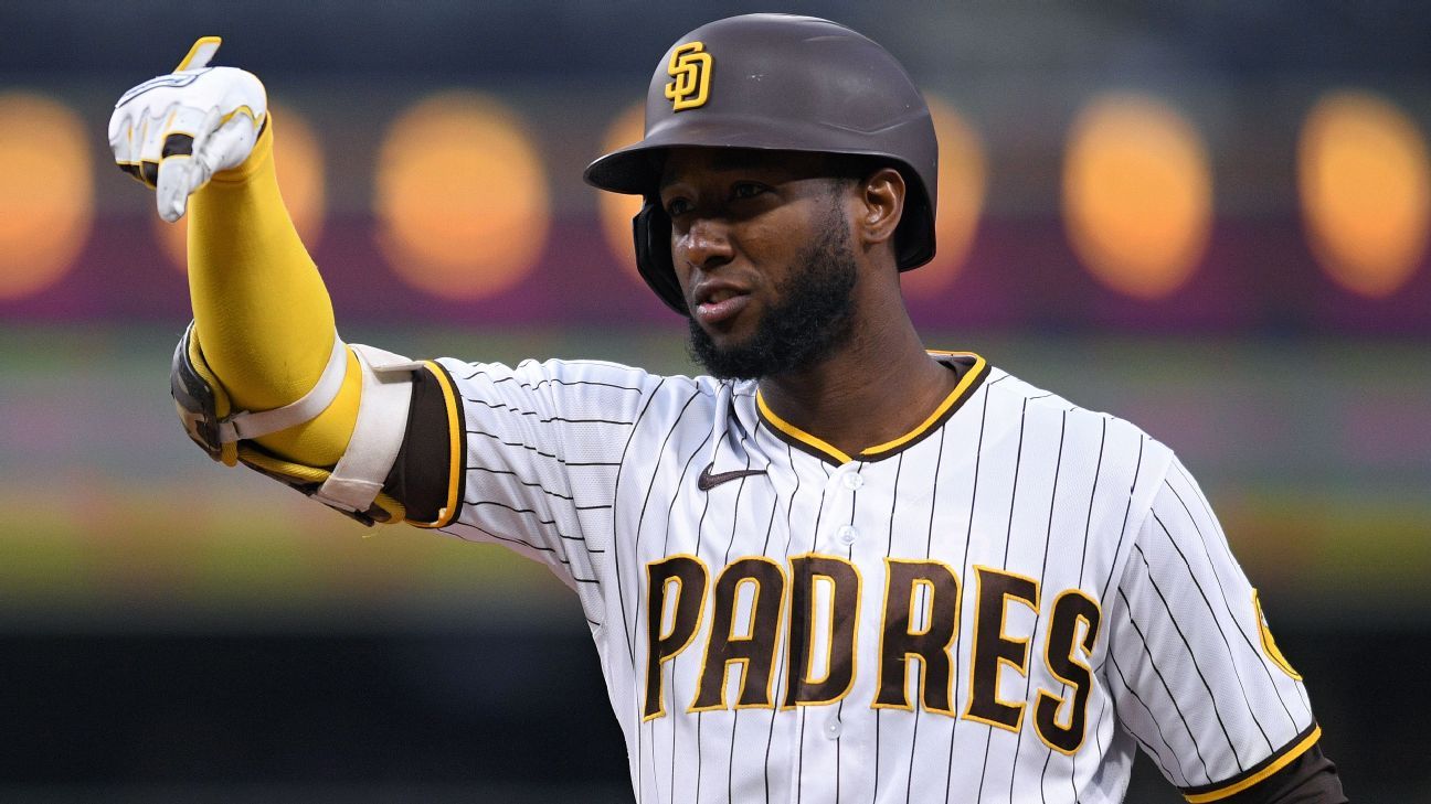 Padres add clarity to OF mix, bring back Profar