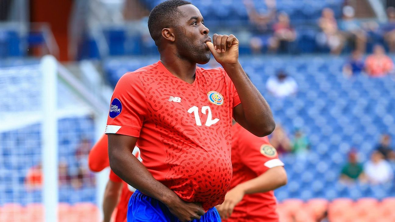 Joel Campbell detalla cómo Luis Fernando Suárez revolucionó camerino de