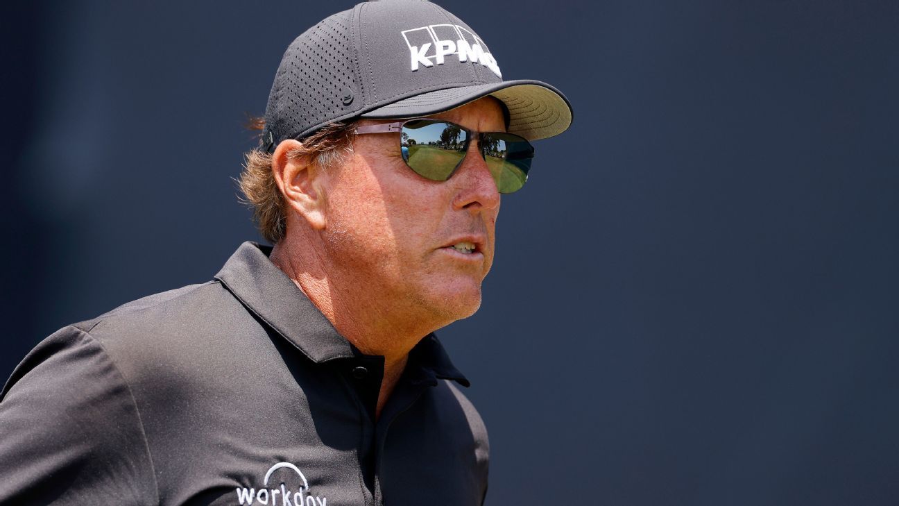 Phil Mickelson had more than $40 million in gambling losses from 2010 to 2014