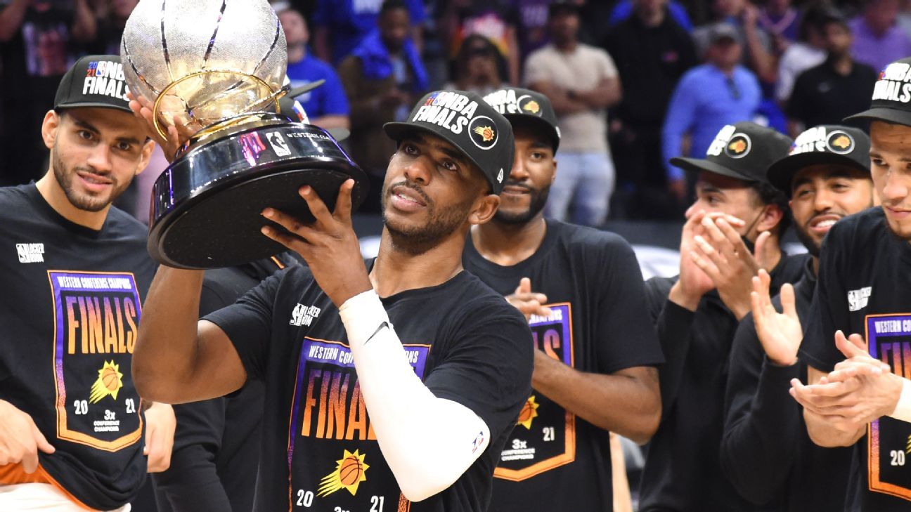 Sportsbooks make Phoenix Suns NBA Finals favorites over Giannis Antetokounmpo-le..