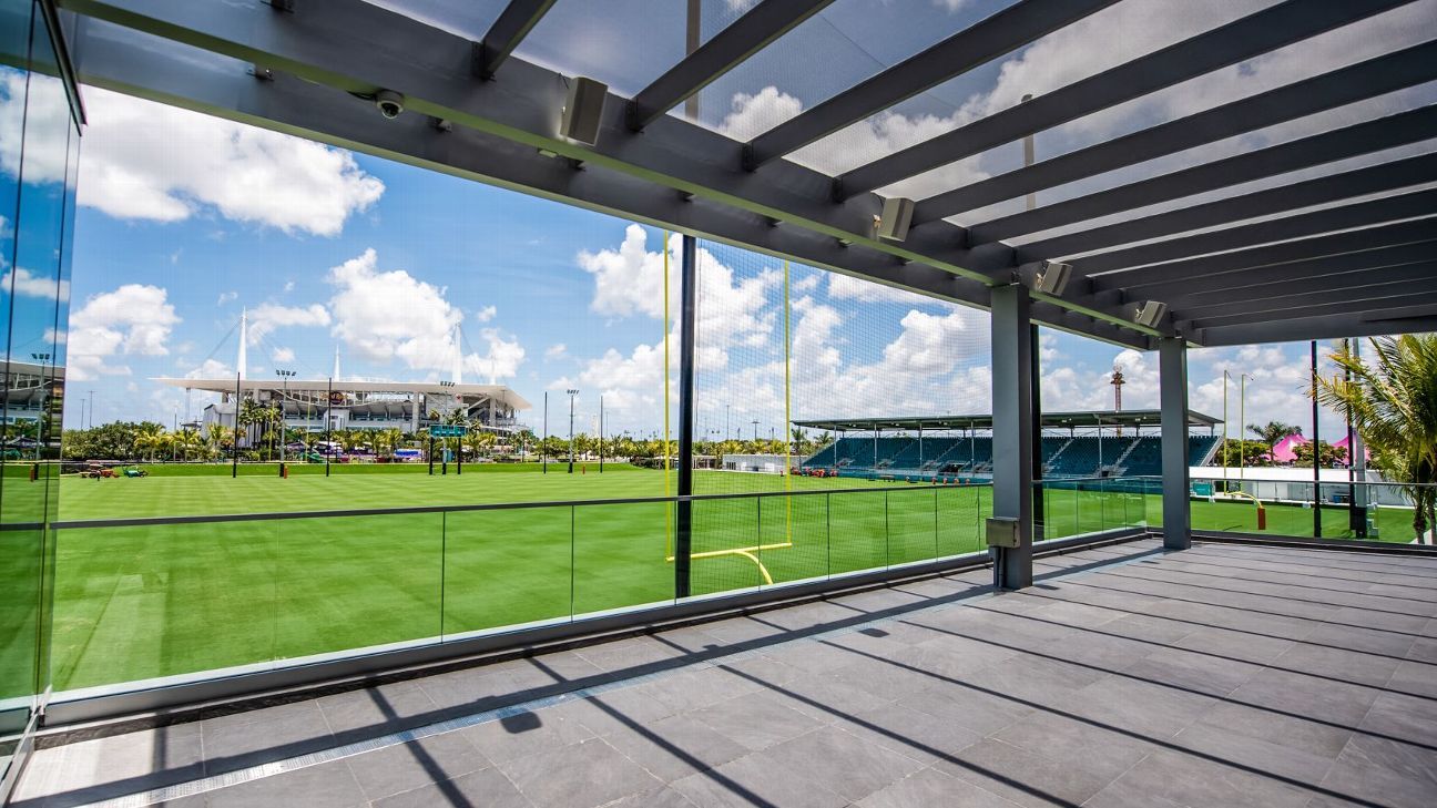 Inside the Miami Dolphins' $135M practice facility: Players