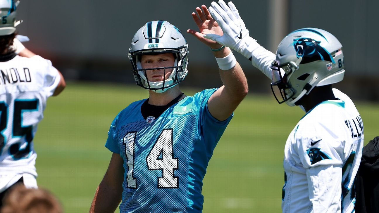 Sam Darnold putting Panthers, himself in position for success - ESPN - Carolina  Panthers Blog- ESPN