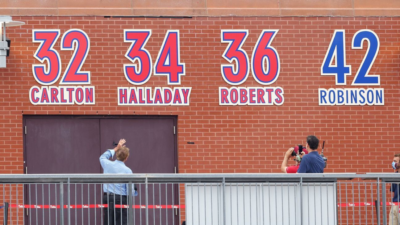 Philadelphia Phillies retire Roy Halladay's No. 34 jersey in