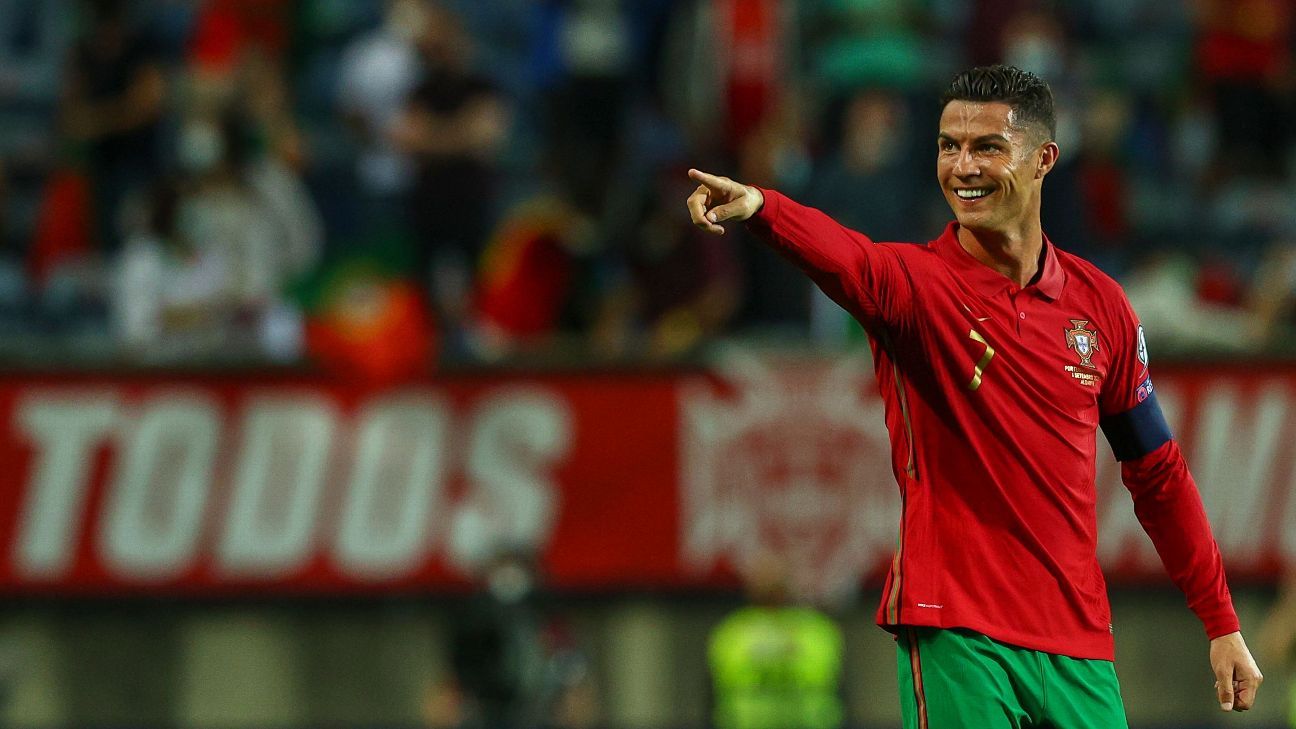 Man United S Cristiano Ronaldo Back Early After Portugal Release