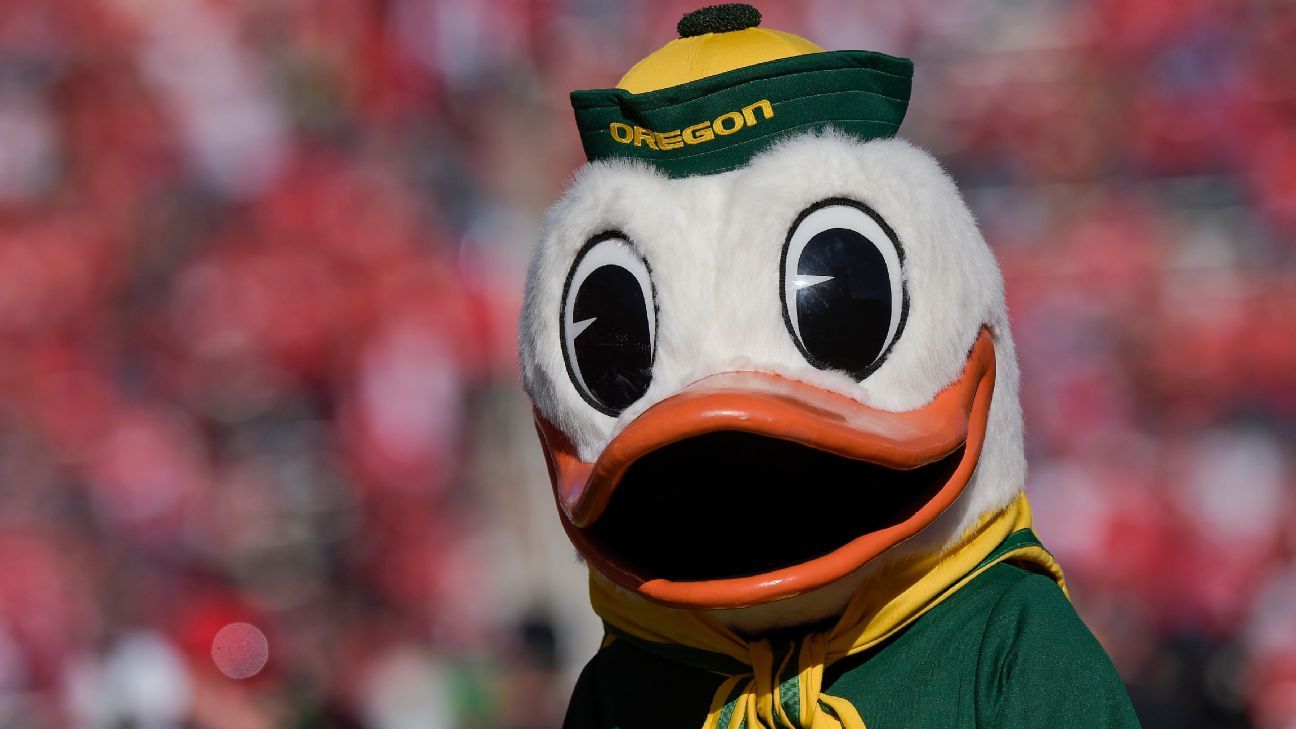 'He's a nut': Trash talk and tall tales with the Oregon Duck and Brutus Buckeye