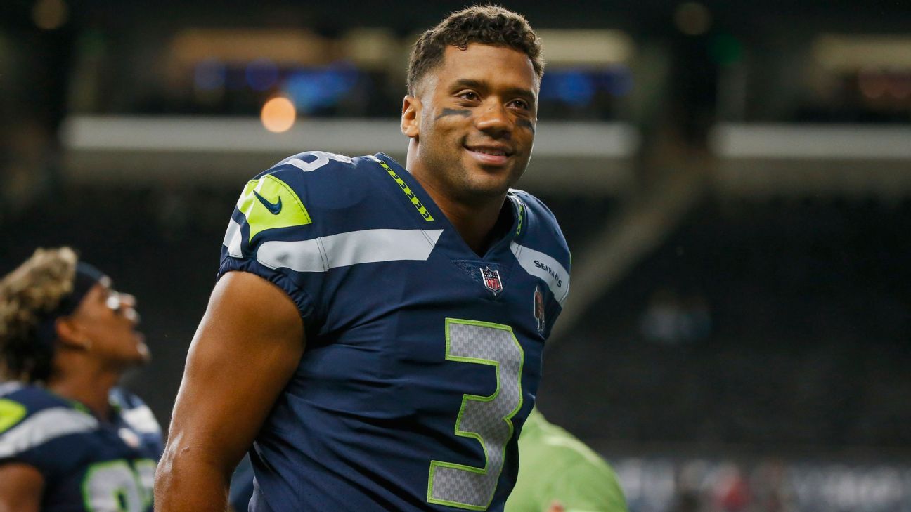 Seattle Seahawks QB Russell Wilson (finger) cleared to play
