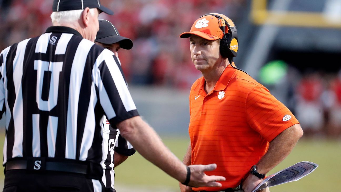 Clemson Tigers fall to No. 25 in AP Top 25, snapping top-10 streak