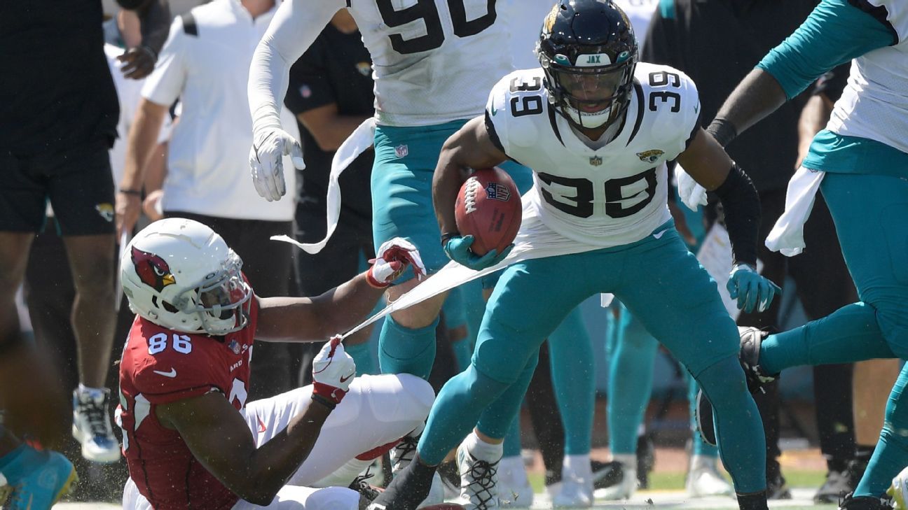 Jacksonville Jaguars' Jamal Agnew scores TD on 109-yard kick-six after Arizona C..