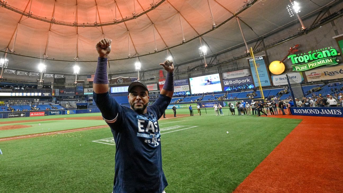 Nelson Cruz wins MLB's Roberto Clemente Award for philanthropy