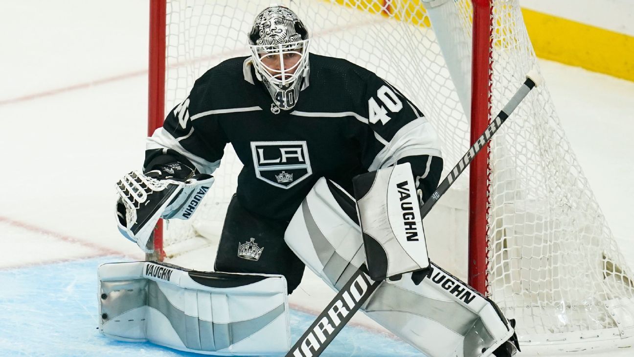 Jonathan Quick, 'a really good goalie in this league for a long time,'  bounces back for Los Angeles Kings in Game 4 victory - ESPN