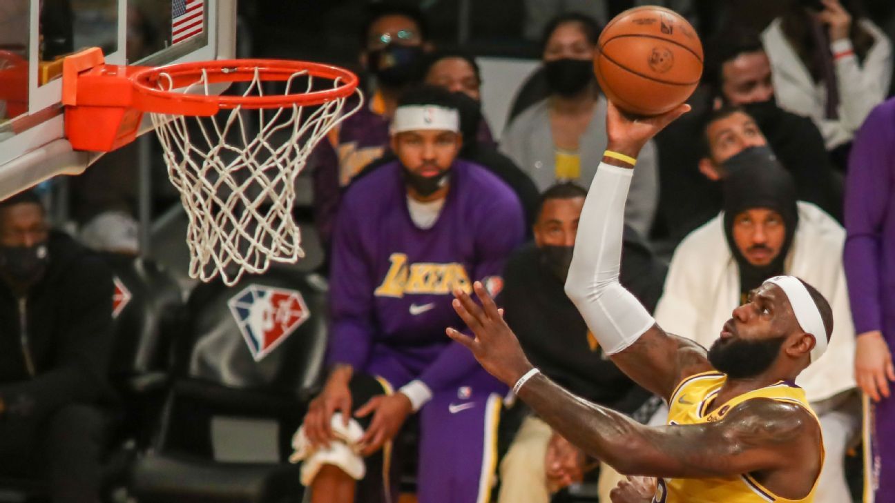 Lakers' LeBron James adamant limiting workload won't shield body from injury