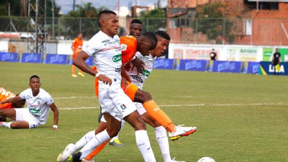 Envigado contra once caldas