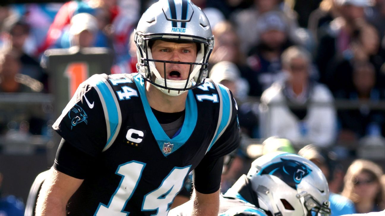 Source -- Carolina Panthers QB Sam Darnold has incomplete fracture of shoulder b..