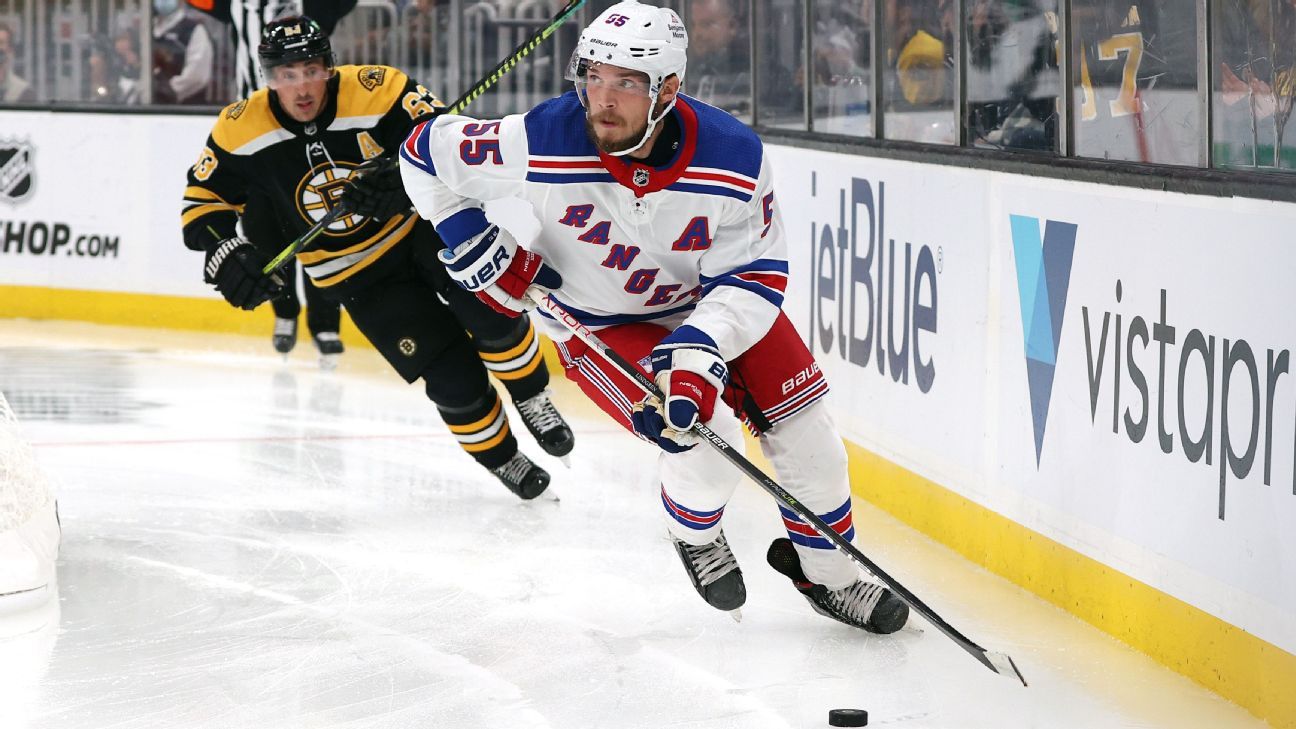 St. Louis Blues' Robert Thomas (18) leads teammates toward the bench after  his goal against the New Jersey Devils during the third period of an NHL  hockey game Thursday, Jan. 5, 2023