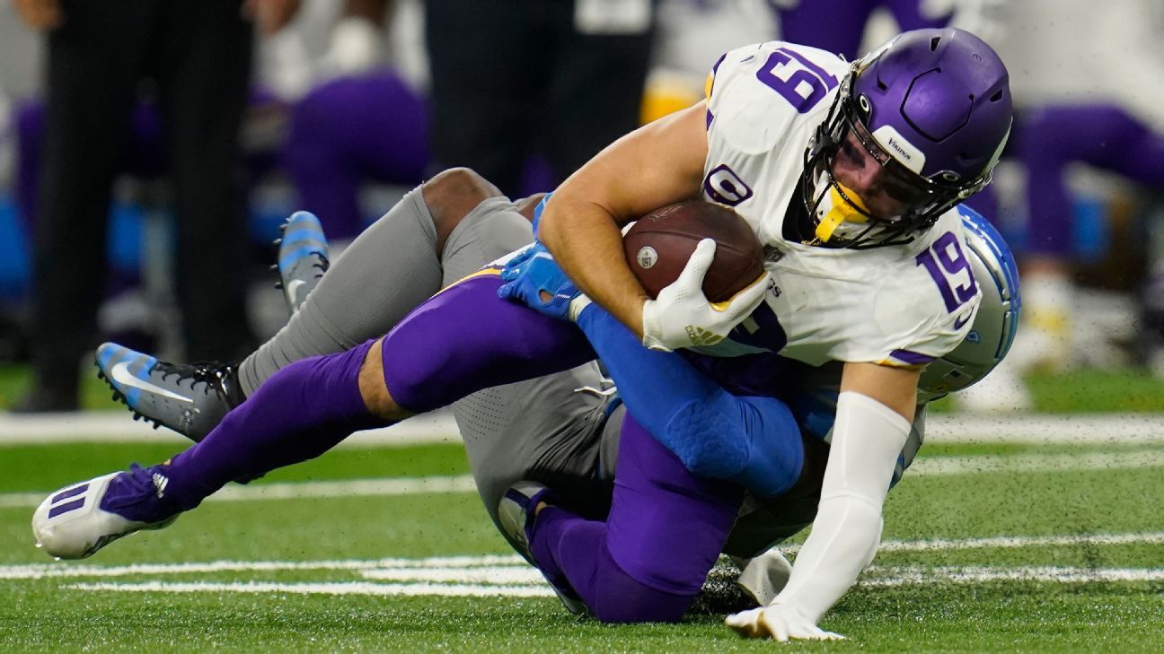 Minnesota Vikings lose Adam Thielen for remainder of season due to ankle  injury - ESPN