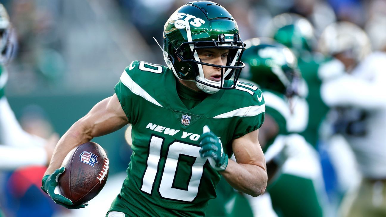 NFL on X: Jets releasing WR Braxton Berrios. (via @RapSheet)   / X