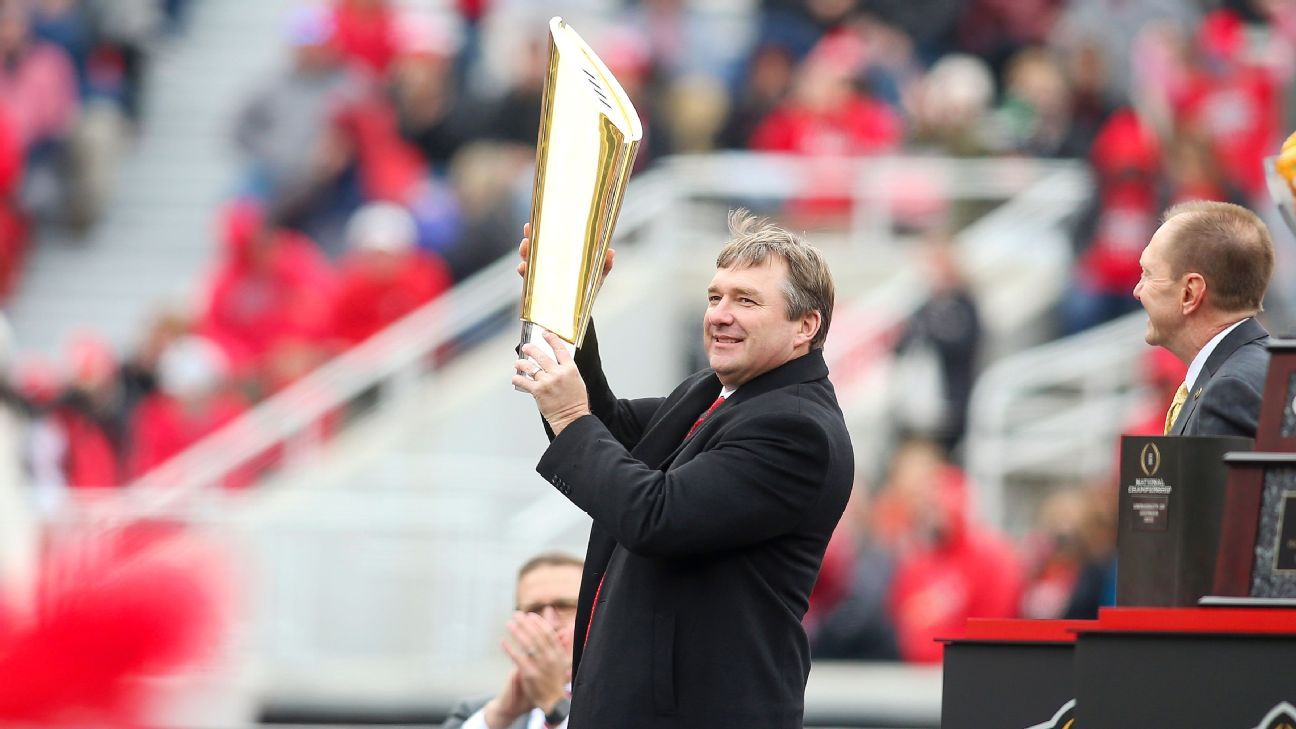 Capacity crowd at Sanford Stadium turns out to celebrate Georgia Bulldogs' first..