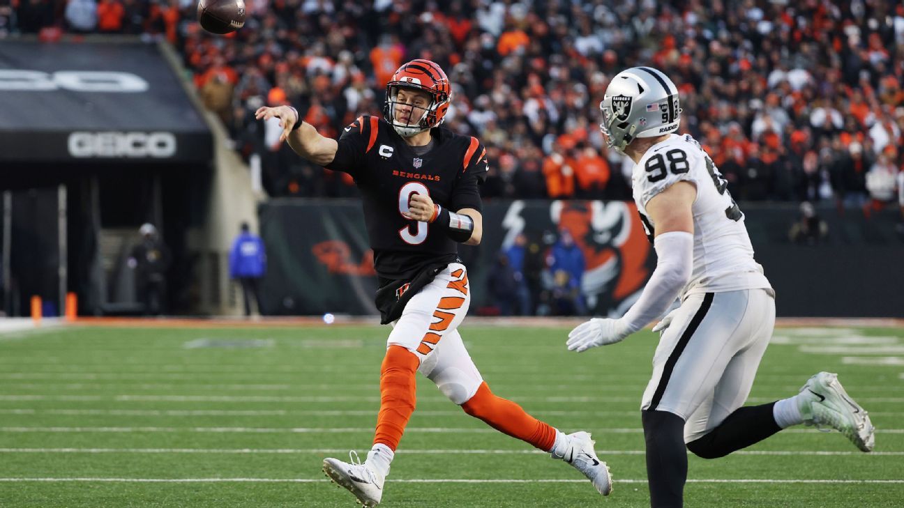 Bengals QB Joe Burrow finds Tyler Boyd for TD just before stepping out of bounds