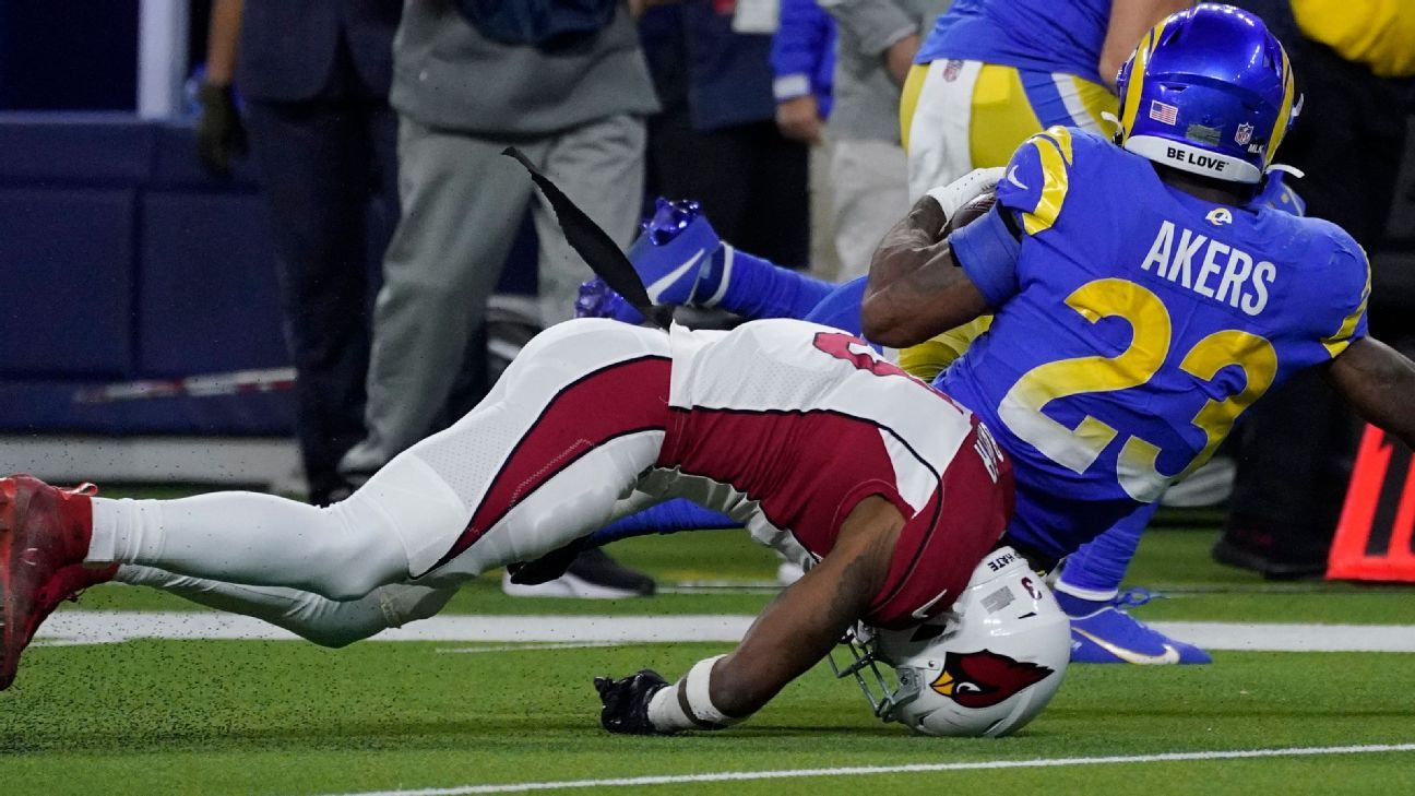 Arizona Cardinals safety Budda Baker (3) warms up before an NFL football  game against the New Orleans Saints, Thursday, Oct. 20, 2022, in Glendale,  Ariz. (AP Photo/Rick Scuteri Stock Photo - Alamy