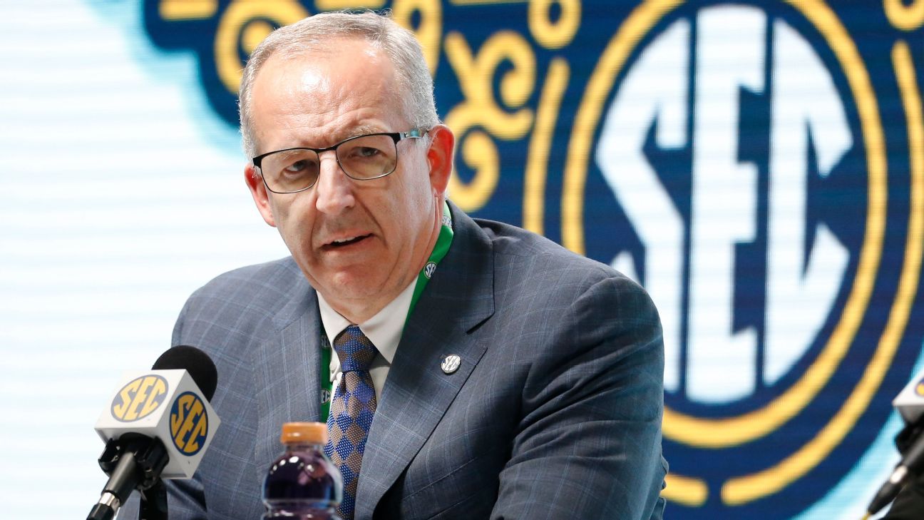 Greg Sankey hopes for resolution on SEC football schedule soon - ESPN