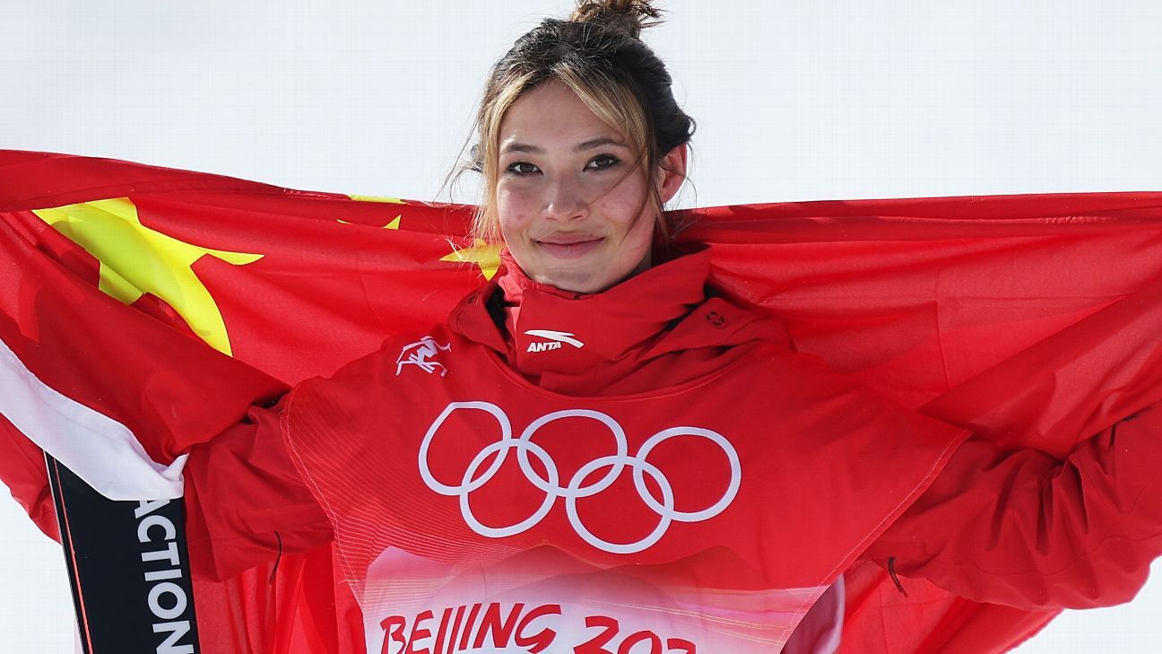 20 Pics Proving Eileen Gu Is the Final Boss of Hot Olympians