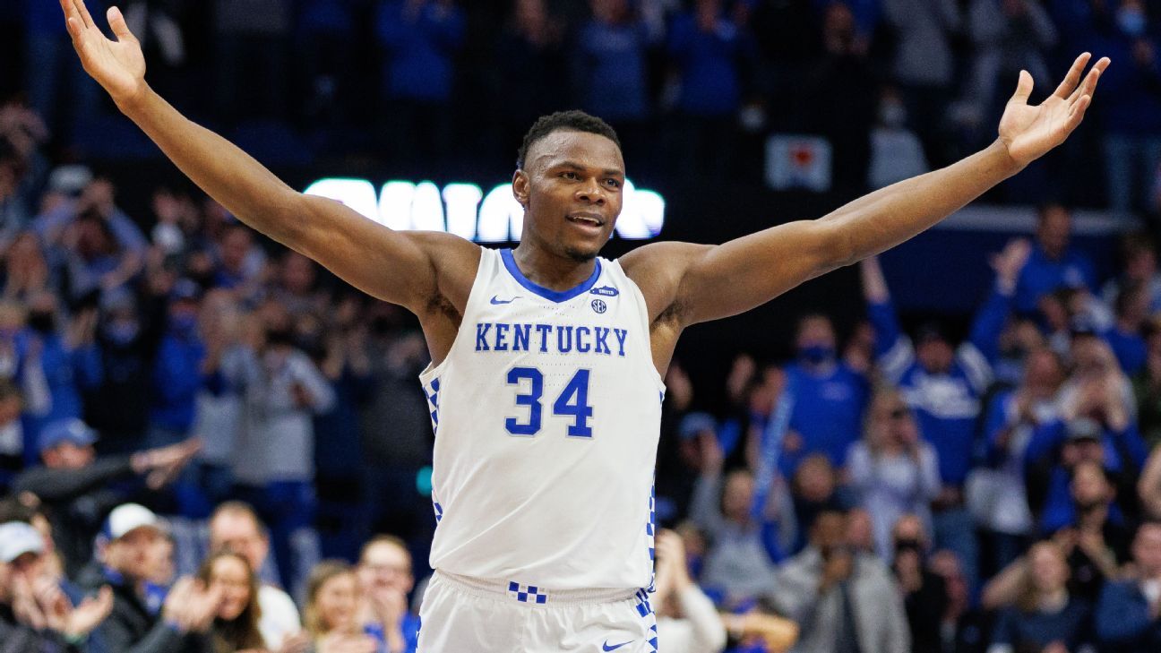 Oscar Tshiebwe announces he's returning to Kentucky Wildcats for 2022-23 men's b..