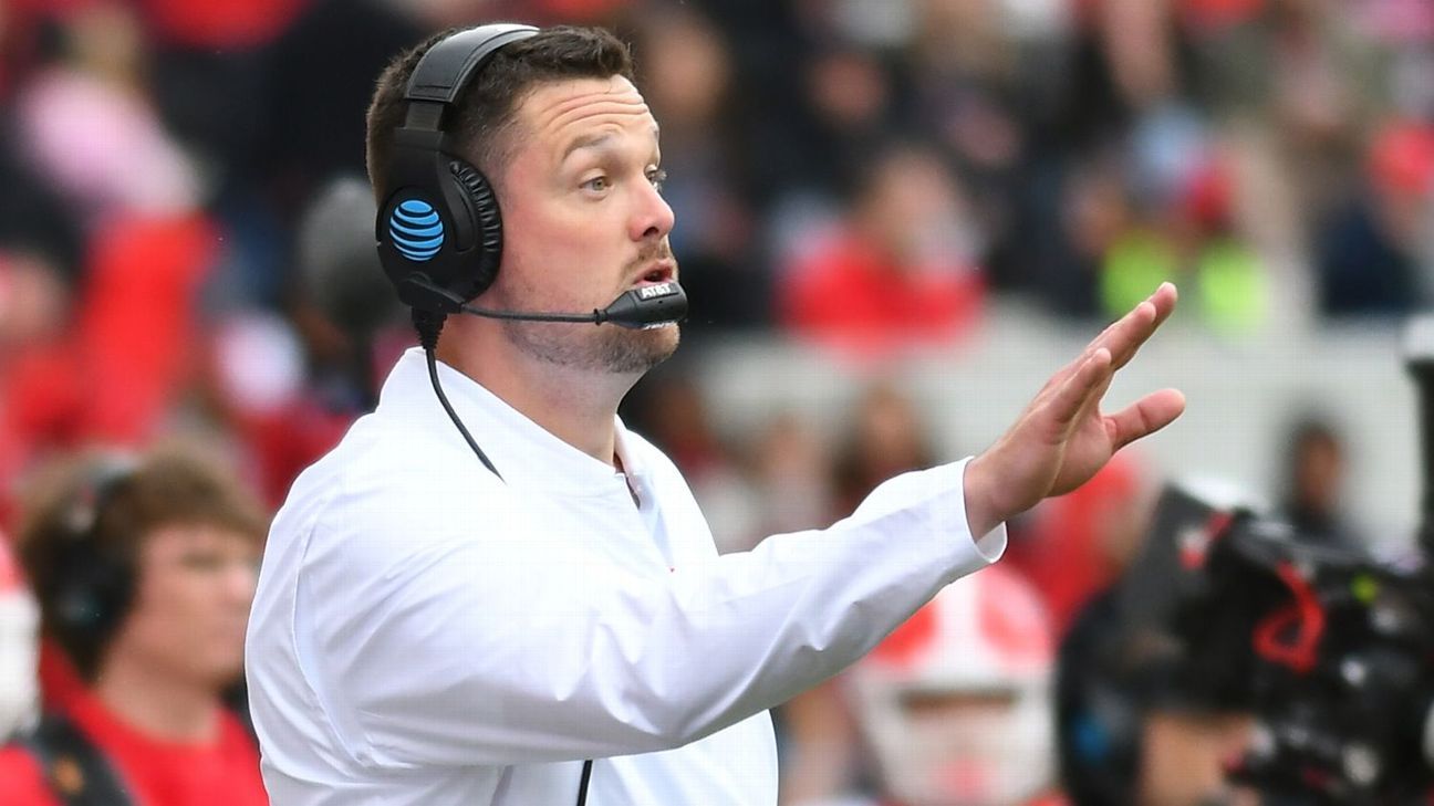 Why Oregon's coaching search turned into a battle for the program's identity