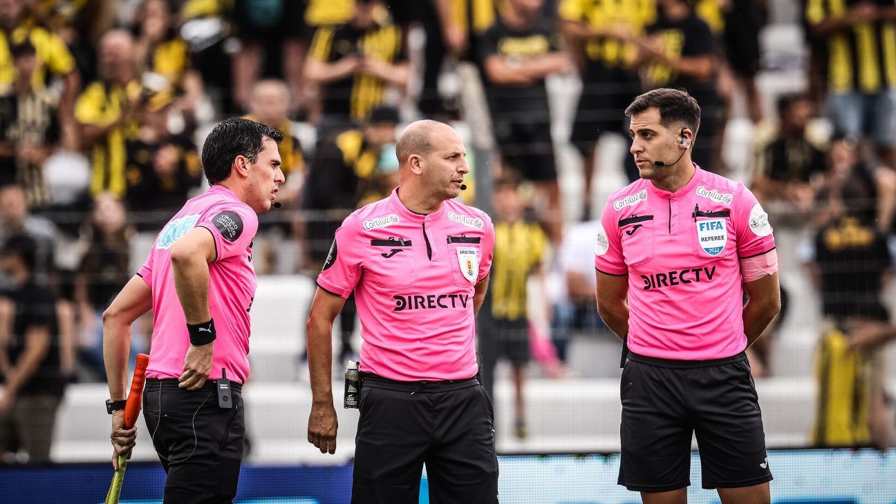 Los árbitros decidieron suspender el fútbol de este domingo y lunes en  Uruguay - ESPN