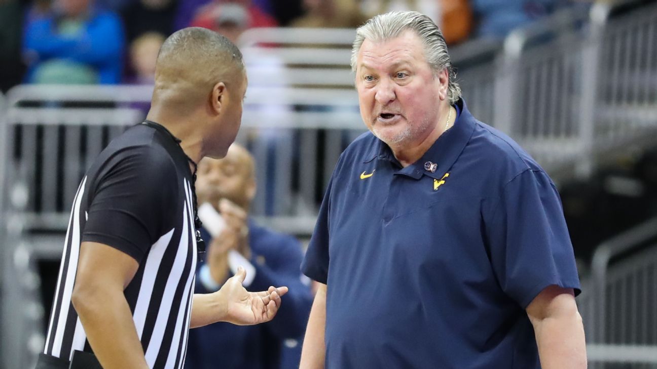 Bob Huggins mengatakan dia tidak menulis pernyataan pengunduran diri