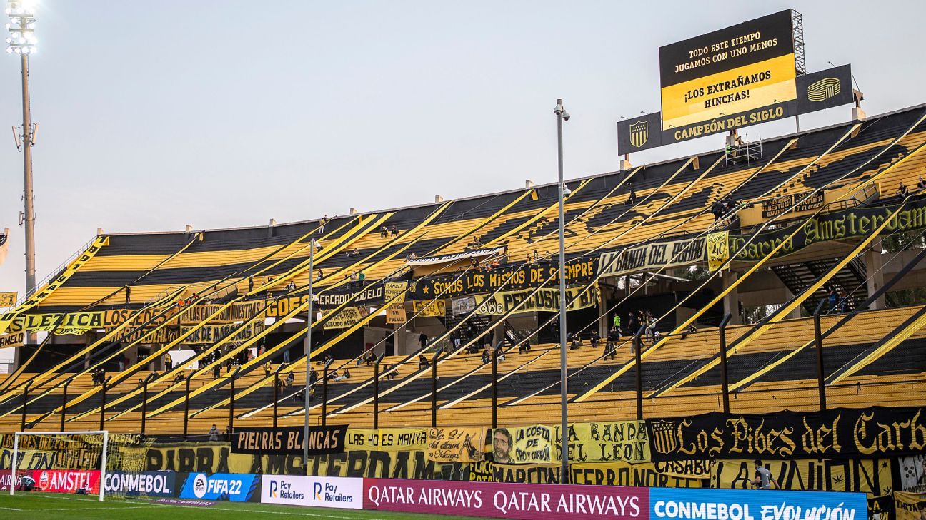 Diferença de riqueza entre Peñarol e Flamengo no futebol.