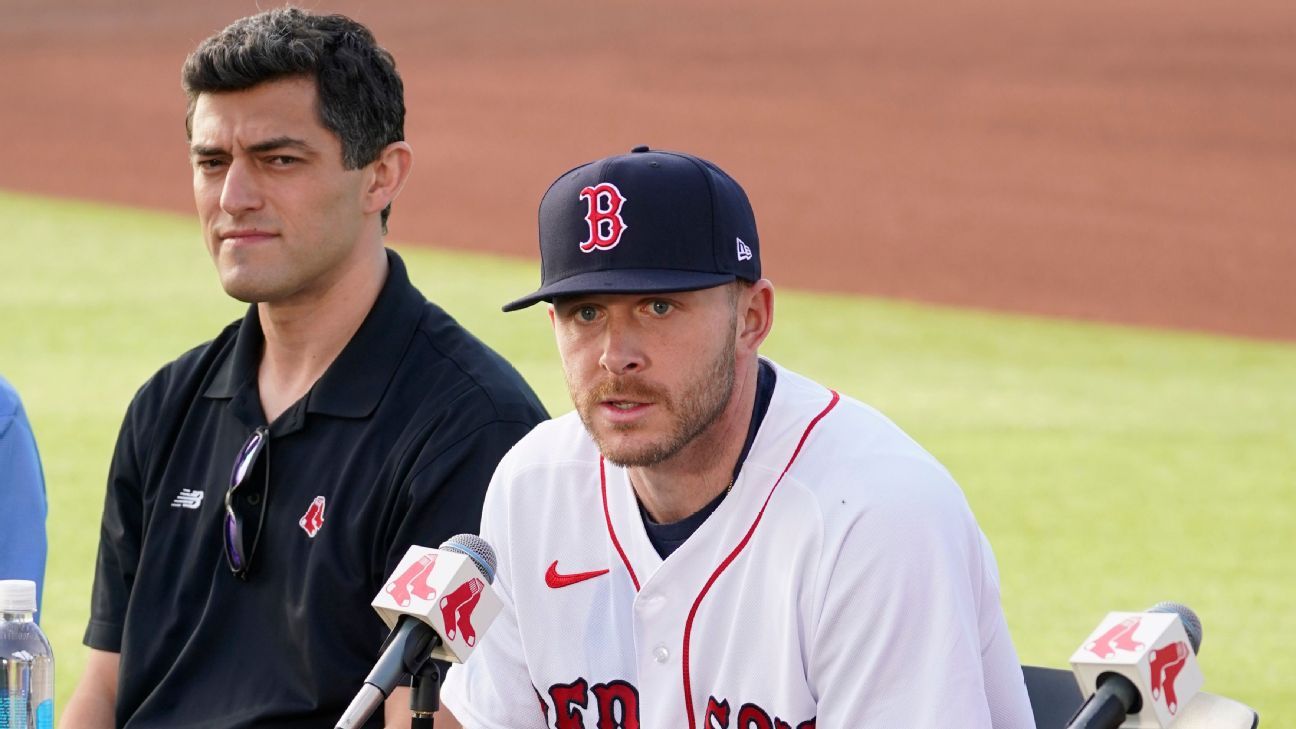 Red Sox to send group of players to get vaccinated after Patriots Day game