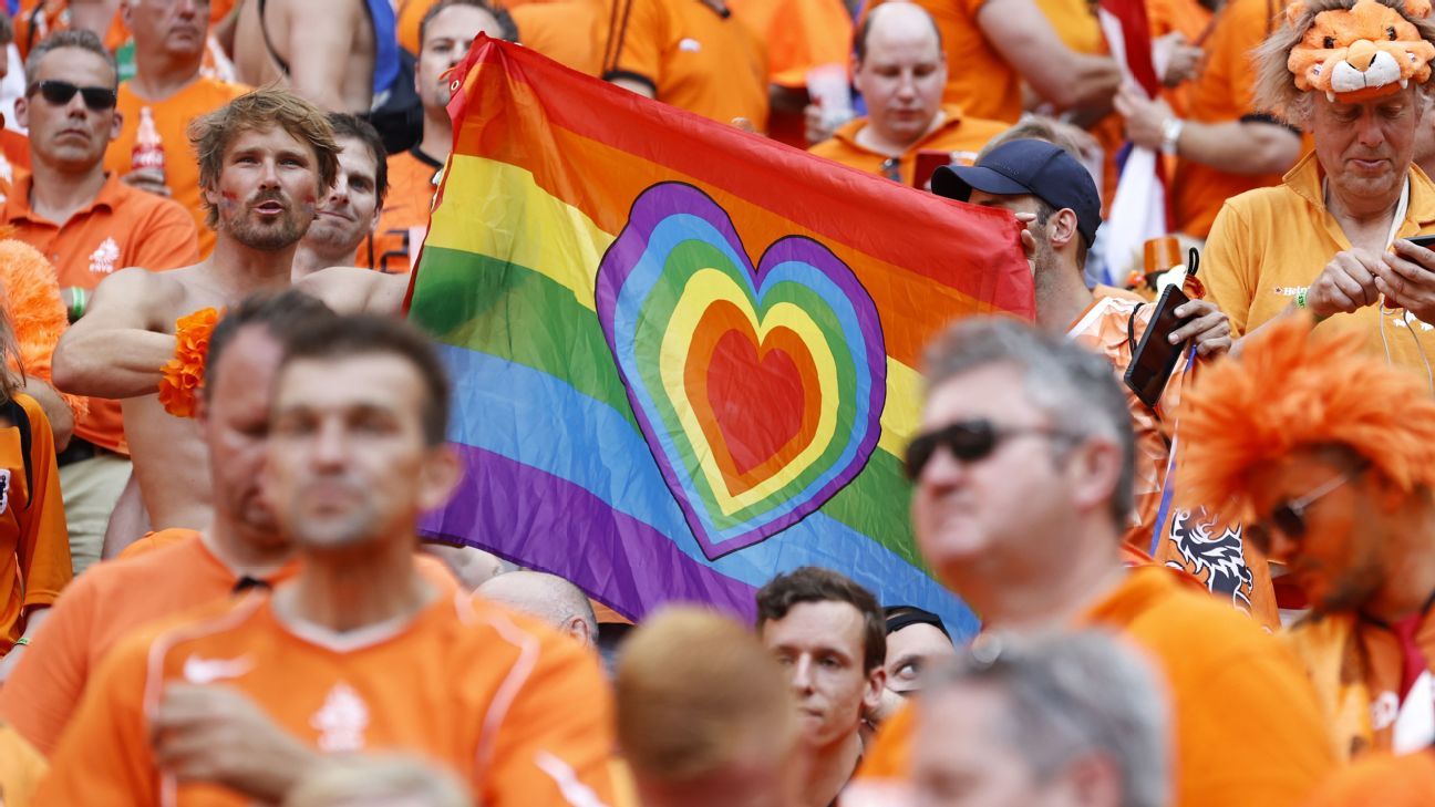 US use rainbow logo at Qatar World Cup in support of LGBTQ community, USA