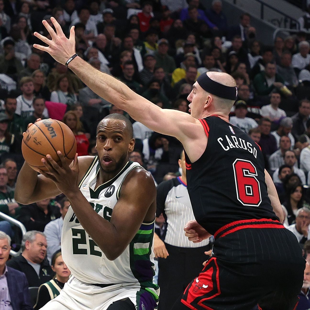 Milwaukee Bucks lose forwards Khris Middleton, Bobby Portis to injury in Game 2 ..