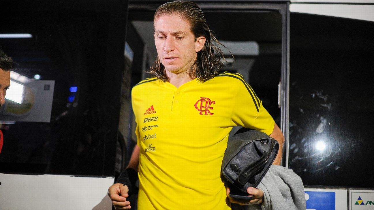 Filipe Luis explica estranhamento com Dome e cita treinador que não dava mais no Flamengo