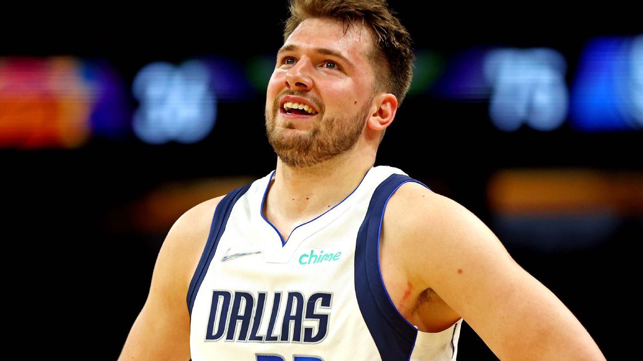 Luka all smiles after Mavs demolish Suns in G7