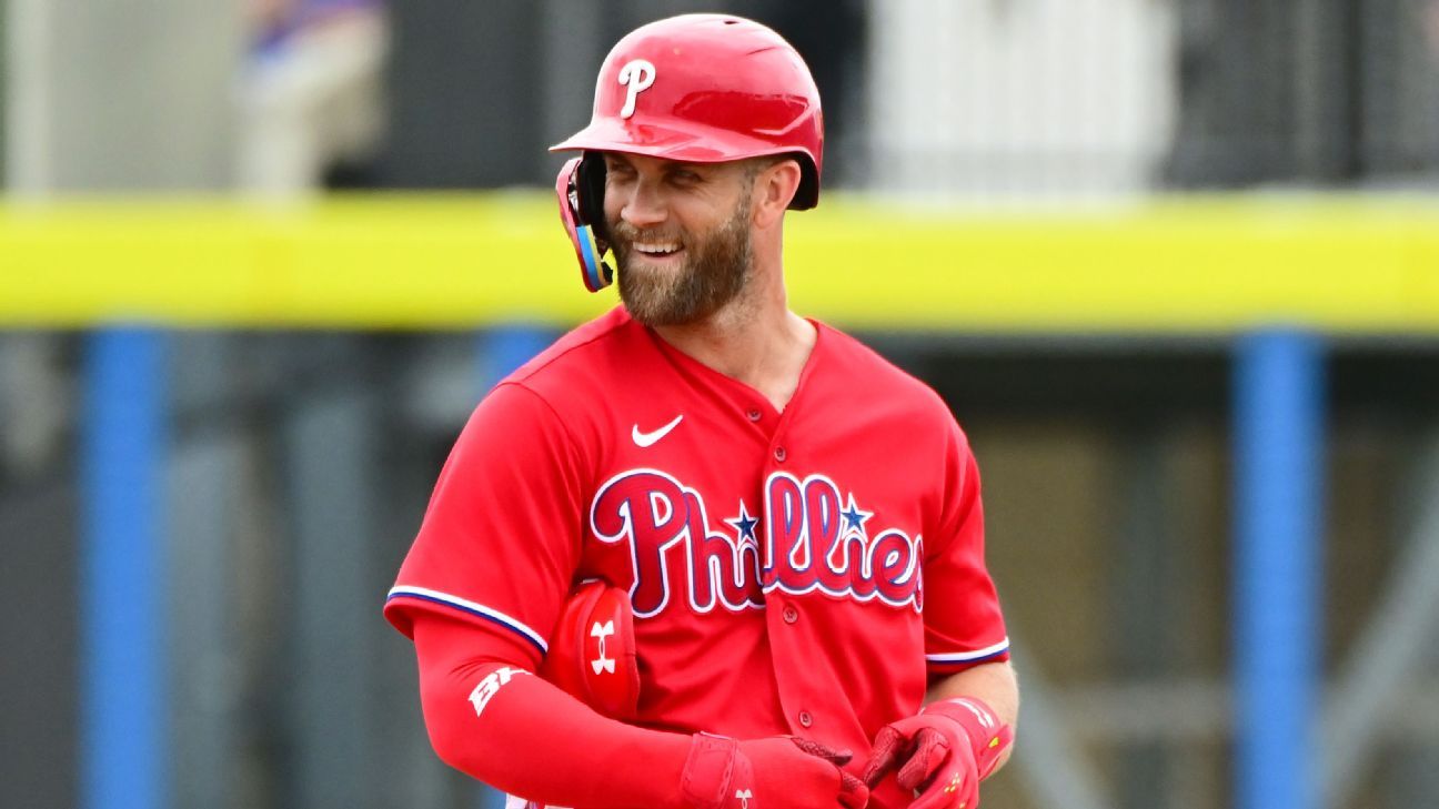 ATLANTA, GA – SEPTEMBER 18: Philadelphia first baseman Bryce Harper (3)  swings at a pitch during the MLB game between the Philadelphia Phillies and  the Atlanta Braves on September 18th, 2023 at