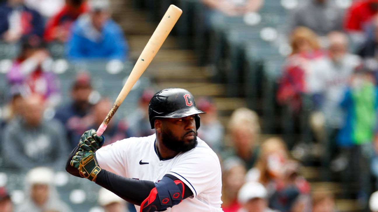 Guardians activate outfielder Oscar Gonzalez from 10-day IL