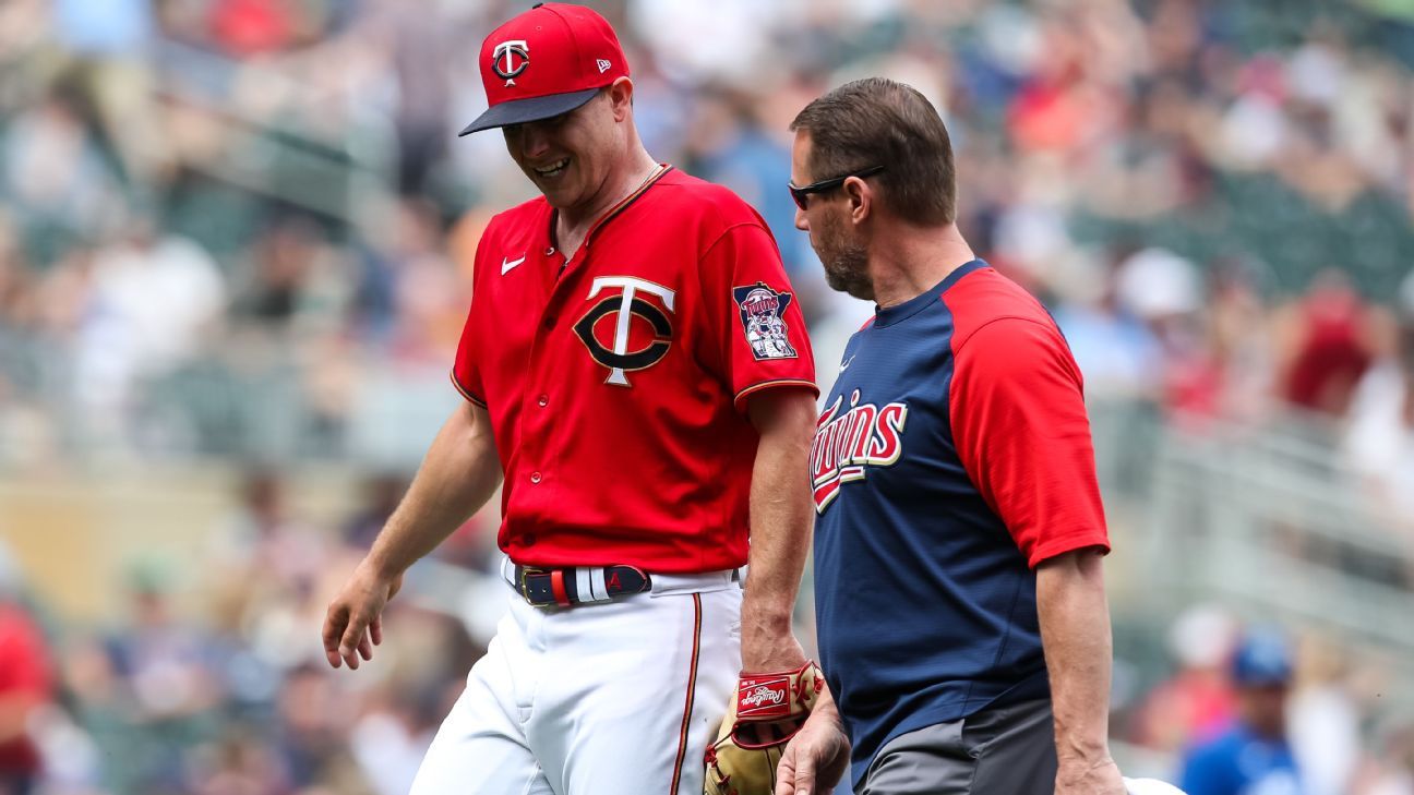 Twins’ Gray, Royals’ Greinke both leave injured